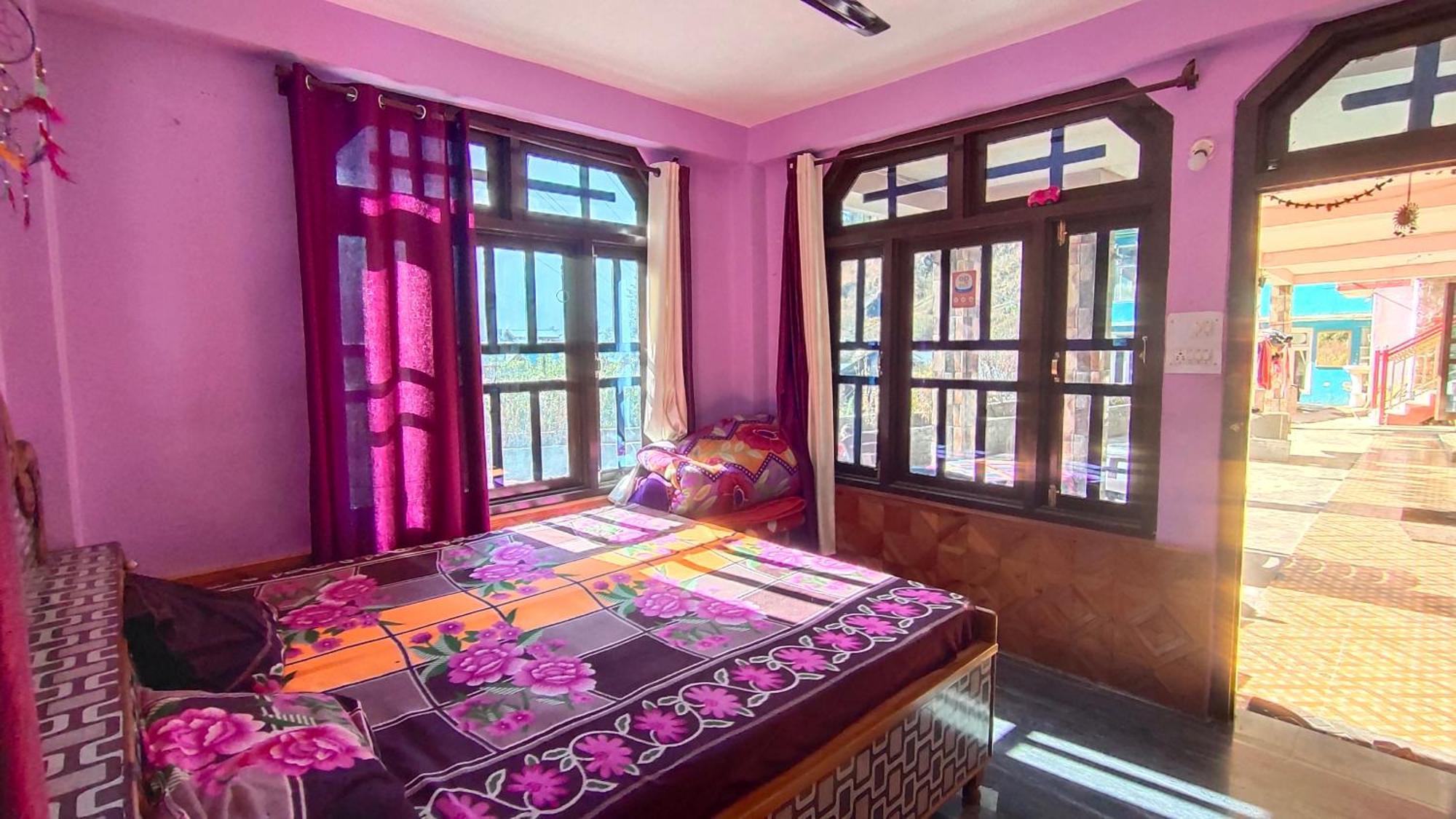 Snow View Guest House Kasol Room photo